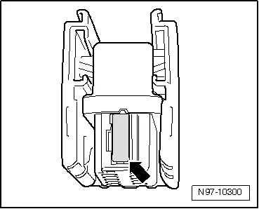 Audi Q3. N97-10300