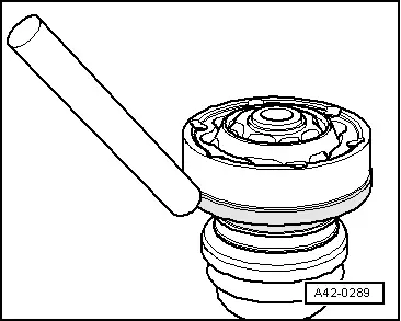 Audi Q3. A42-0289