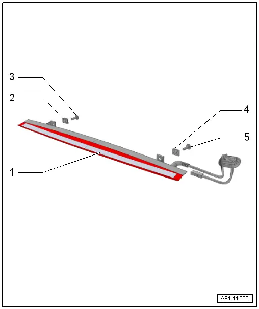 Audi Q3. Overview - High-Mounted Brake Lamp