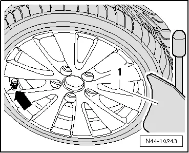 Audi Q3. N44-10243