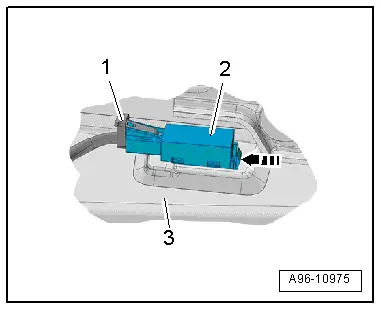 Audi Q3. A96-10975