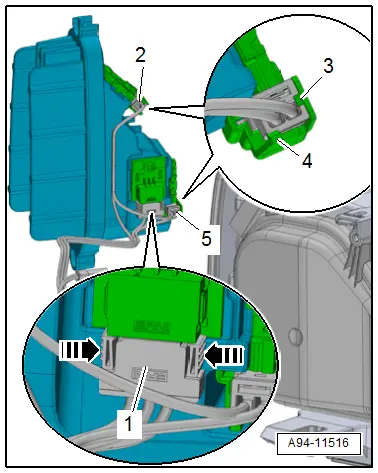 Audi Q3. A94-11516