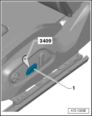 Audi Q3. A72-10392