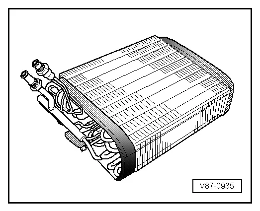 Audi Q3. V87-0935