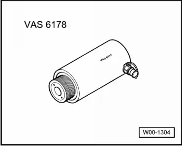 Audi Q3. W00-1304