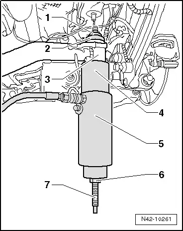 Audi Q3. N42-10261