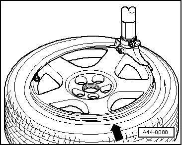 Audi Q3. A44-0088