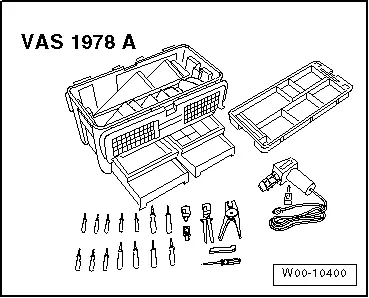 Audi Q3. W00-10400