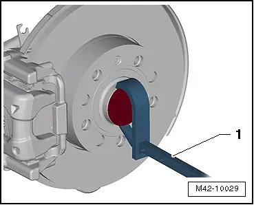 Audi Q3. M42-10029